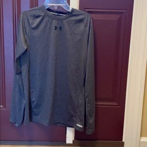 Under Armour SPF long sleeve t- shirt